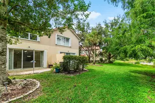 1182 Pinewood Lake Ct, Greenacres, FL 33415 - Photo 35