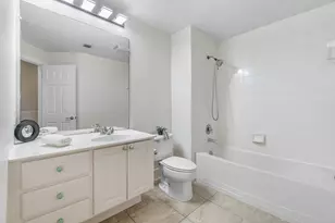 1182 Pinewood Lake Ct, Greenacres, FL 33415 - Photo 25
