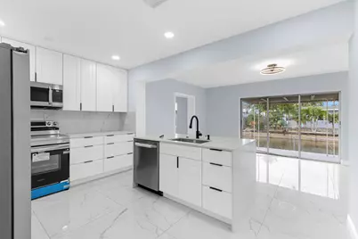 1772 NW 38th Street, Oakland Park, FL 33309 - Photo 9