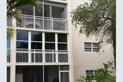 206 SE 10th Street #201, Dania Beach, FL 33004 - Photo 75