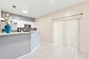 406 W Santa Catalina Cir, North Lauderdale, FL 33068 - Photo 7