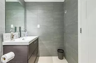 3901 S Ocean Dr, Hollywood, FL 33019 - Photo 9