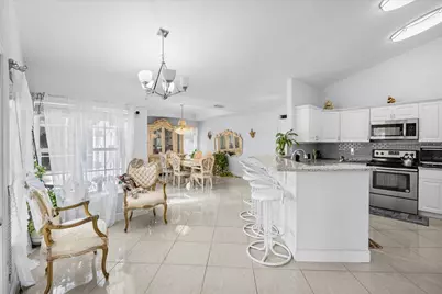 2962 SE Bella Road, Port Saint Lucie, FL 34984 - Photo 9