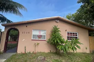 1735 SW 44th Terrace, Fort Lauderdale, FL 33317 - Photo 1
