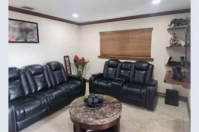 1195 NW 30th Place, Miami, FL 33125 - Photo 7