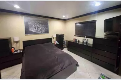 1195 NW 30th Place, Miami, FL 33125 - Photo 21