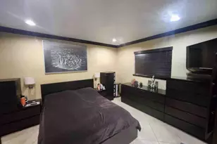 1195 NW 30th Pl, Miami, FL 33125 - Photo 21