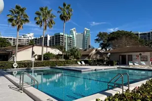 401 Leslie Dr, Hallandale Beach, FL 33009 - Photo 15