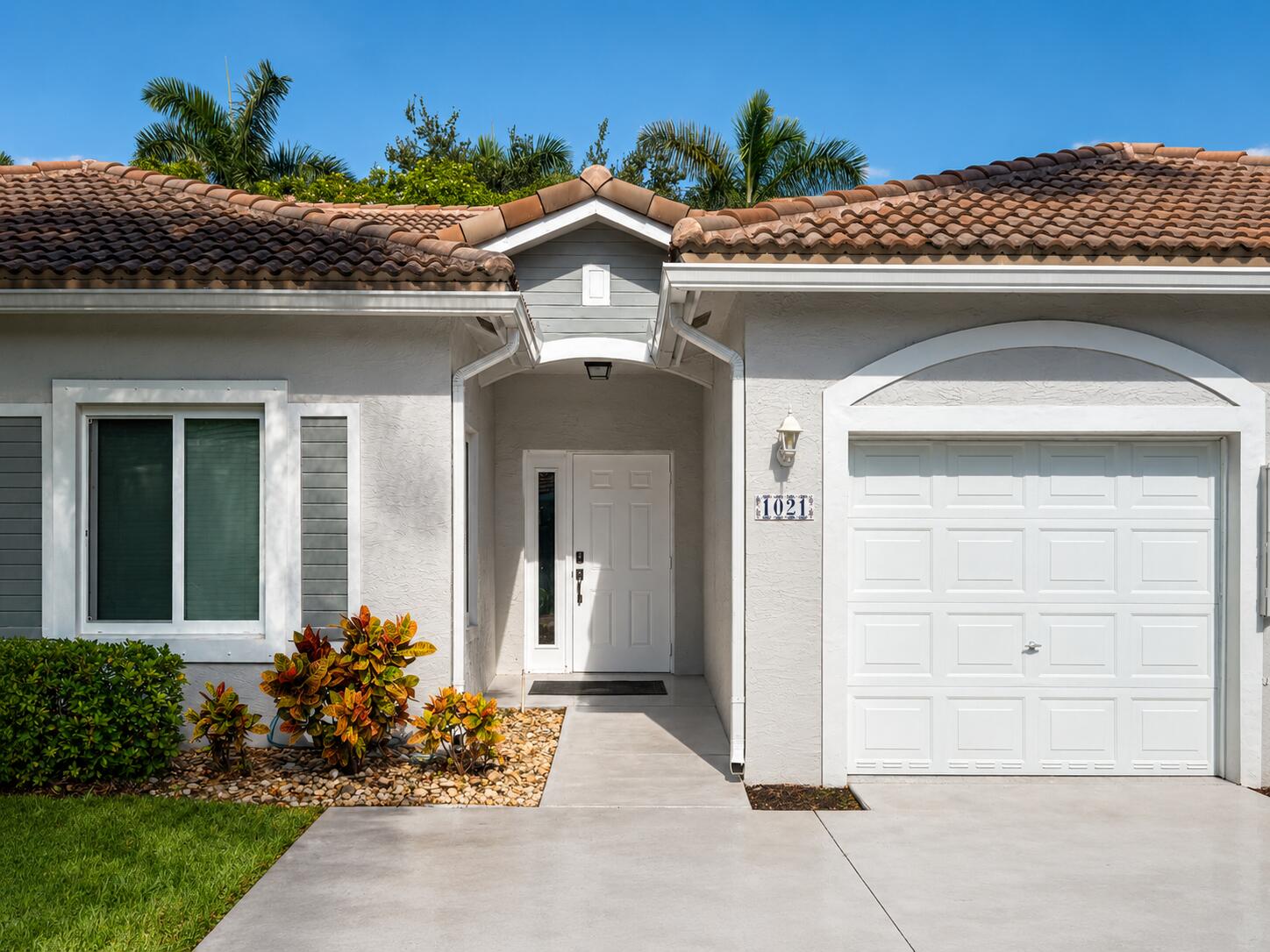 1021 SW 42nd Terrace - 1021 SW 42nd Terrace, Deerfield Beach, FL 33442 Luxury Property | Jose Angel Pina
