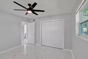 260 NE 41st St, Oakland Park, FL 33334 - Photo 25