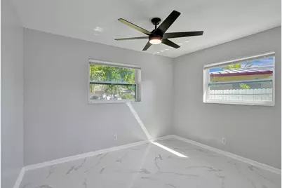 260 NE 41st Street, Oakland Park, FL 33334 - Photo 15