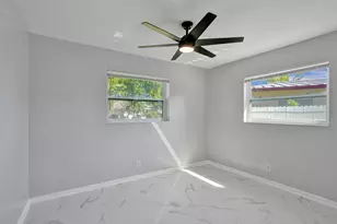 260 NE 41st St, Oakland Park, FL 33334 - Photo 15
