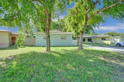 260 NE 41st Street, Oakland Park, FL 33334 - Photo 3
