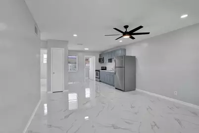 260 NE 41st Street, Oakland Park, FL 33334 - Photo 7