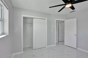260 NE 41st St, Oakland Park, FL 33334 - Photo 21