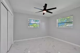 260 NE 41st St, Oakland Park, FL 33334 - Photo 21