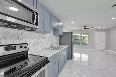 260 NE 41st Street, Oakland Park, FL 33334 - Photo 11