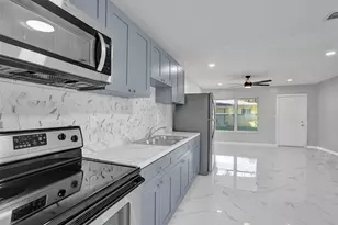260 NE 41st St, Oakland Park, FL 33334 - Photo 11