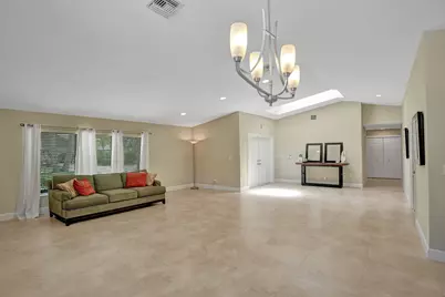 7301 NW 83rd Way, Tamarac, FL 33321 - Photo 9