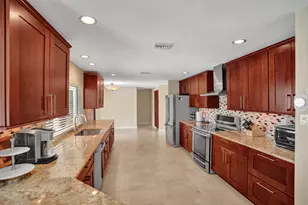 7301 NW 83rd Way, Tamarac, FL 33321 - Photo 15