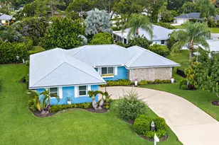 18334 SE Tee Ln, Tequesta, FL 33469 - Photo 1