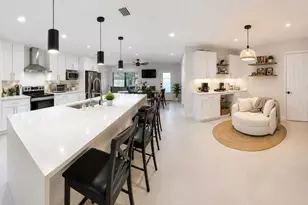 2707 Starwood Cir, West Palm Beach, FL 33406 - Photo 3