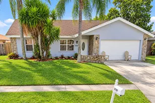 2707 Starwood Cir, West Palm Beach, FL 33406 - Photo 1