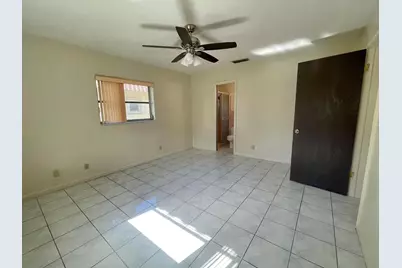 7112 NW 78th Avenue, Tamarac, FL 33321 - Photo 5