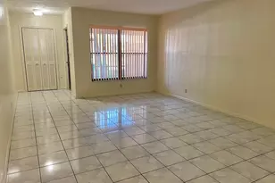 7112 NW 78th Ave, Tamarac, FL 33321 - Photo 3