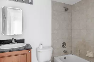 2655 NE 8th Ave, Wilton Manors, FL 33334 - Photo 13