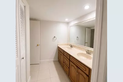 219 Lake Arbor Drive #219, Palm Springs, FL 33461 - Photo 7