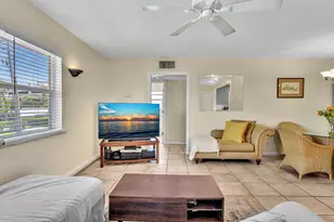 90 NE 19th Ave, Deerfield Beach, FL 33441 - Photo 17