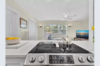 90 NE 19th Avenue #10, Deerfield Beach, FL 33441 - Photo 9