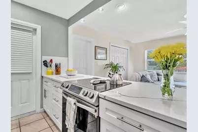 90 NE 19th Avenue #10, Deerfield Beach, FL 33441 - Photo 17