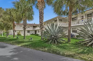 90 NE 19th Ave, Deerfield Beach, FL 33441 - Photo 3