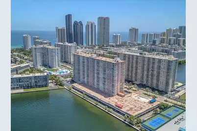 251 174th Street #2310, Sunny Isles Beach, FL 33160 - Photo 21