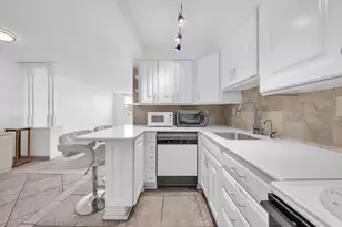 251 174th St, Sunny Isles Beach, FL 33160 - Photo 5