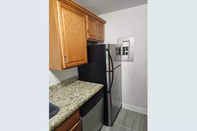 10035 Winding Lake Road #102, Sunrise, FL 33351 - Photo 9