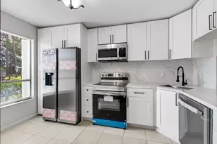 799 Hill Dr, West Palm Beach, FL 33415 - Photo 3