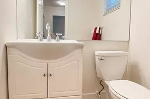 21 Colonial Club Dr, Boynton Beach, FL 33435 - Photo 13