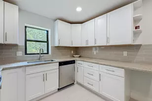 16300 Golf Club Rd, Weston, FL 33326 - Photo 9