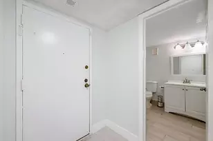 16300 Golf Club Rd, Weston, FL 33326 - Photo 15