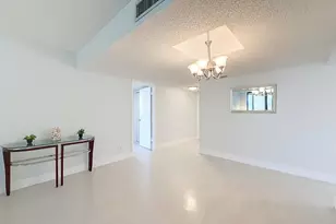 16300 Golf Club Rd, Weston, FL 33326 - Photo 19