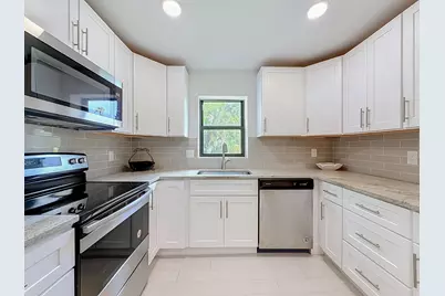 16300 Golf Club Road #201, Weston, FL 33326 - Photo 9