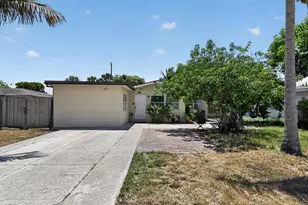1213 14th Ave S, Lake Worth Beach, FL 33460 - Photo 3