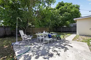 1213 14th Ave S, Lake Worth Beach, FL 33460 - Photo 25