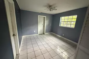 5620 SW 37th St, West Park, FL 33023 - Photo 7