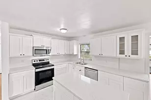 875 28th Ave, Vero Beach, FL 32960 - Photo 13
