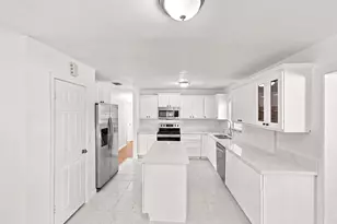 875 28th Ave, Vero Beach, FL 32960 - Photo 13