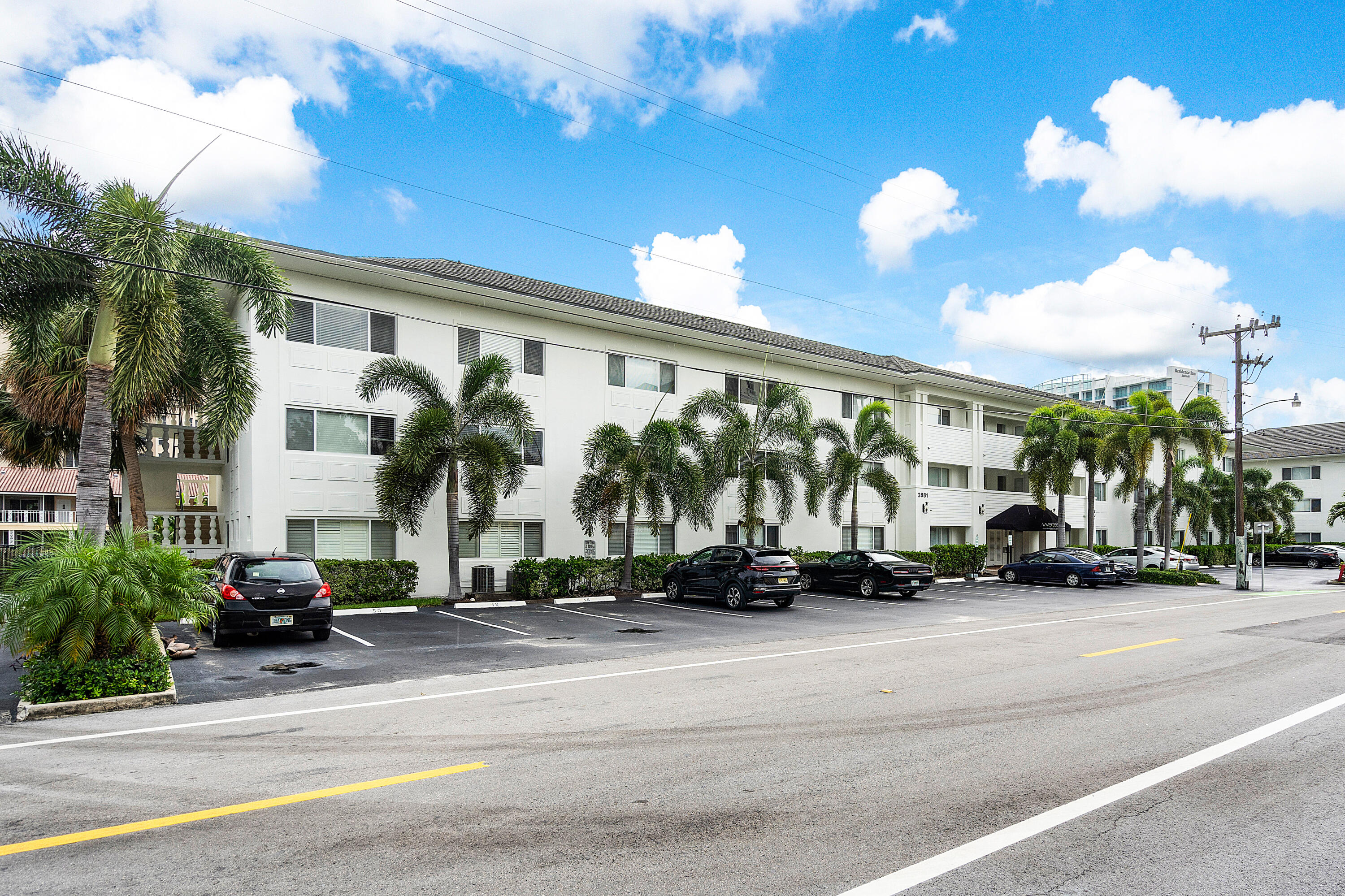 2881 NE 32nd St #220 - 2881 NE 32nd St #220, Fort Lauderdale, FL 33306 Luxury Property | Jose Angel Pina